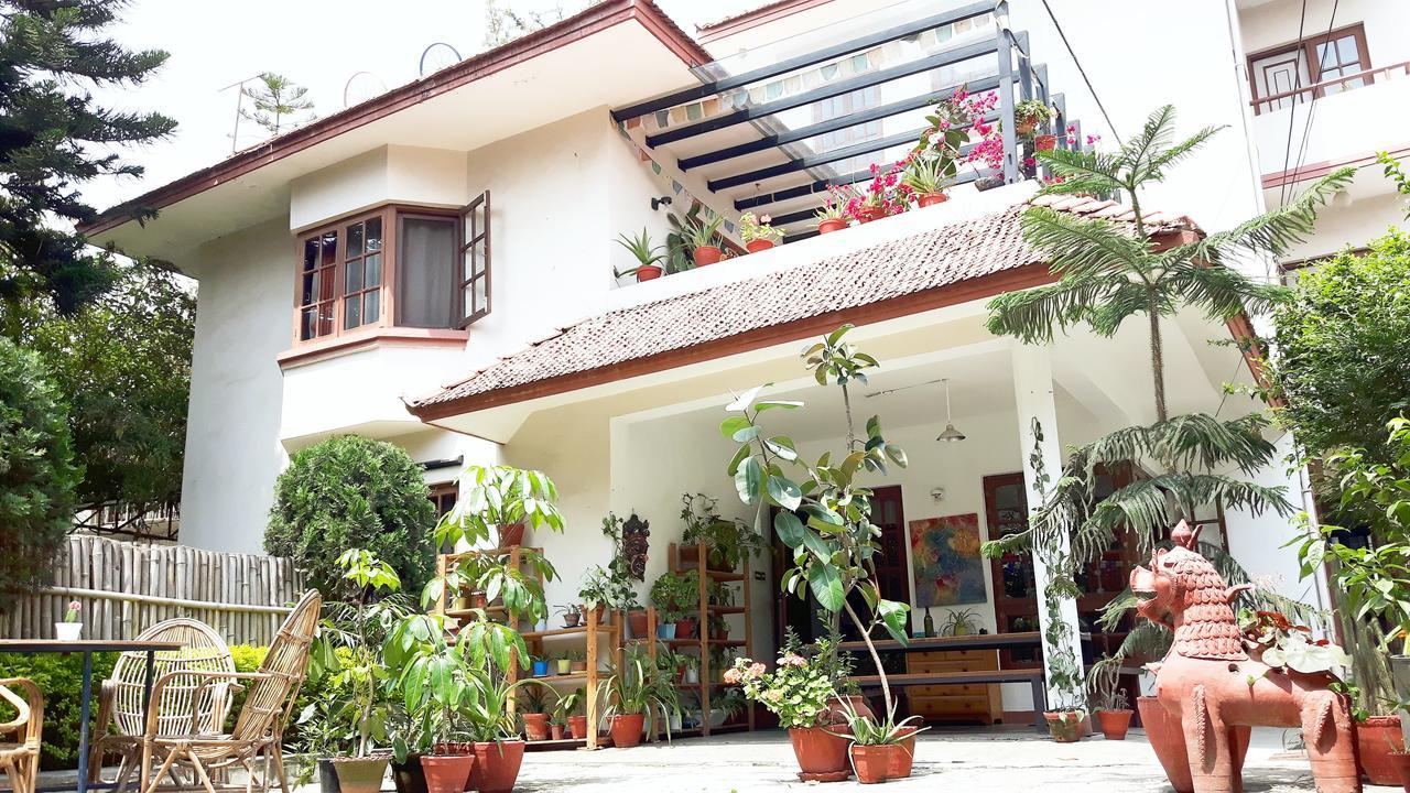 Patansquared Bed and Breakfast Esterno foto
